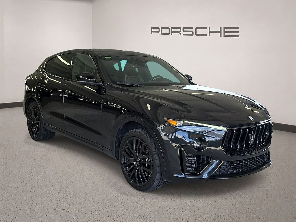 2022 Maserati Levante Modena