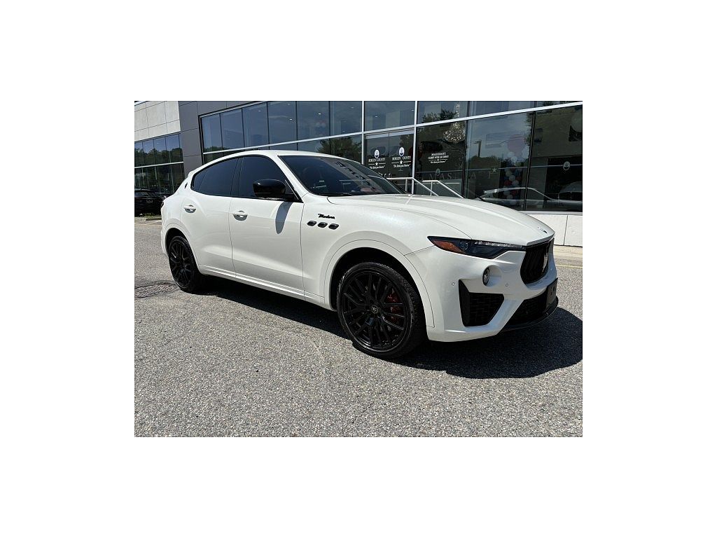2022 Maserati Levante Modena