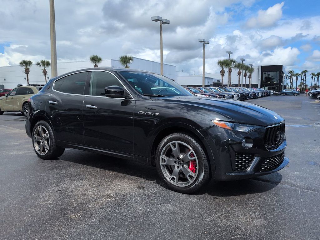 2023 Maserati Levante Modena