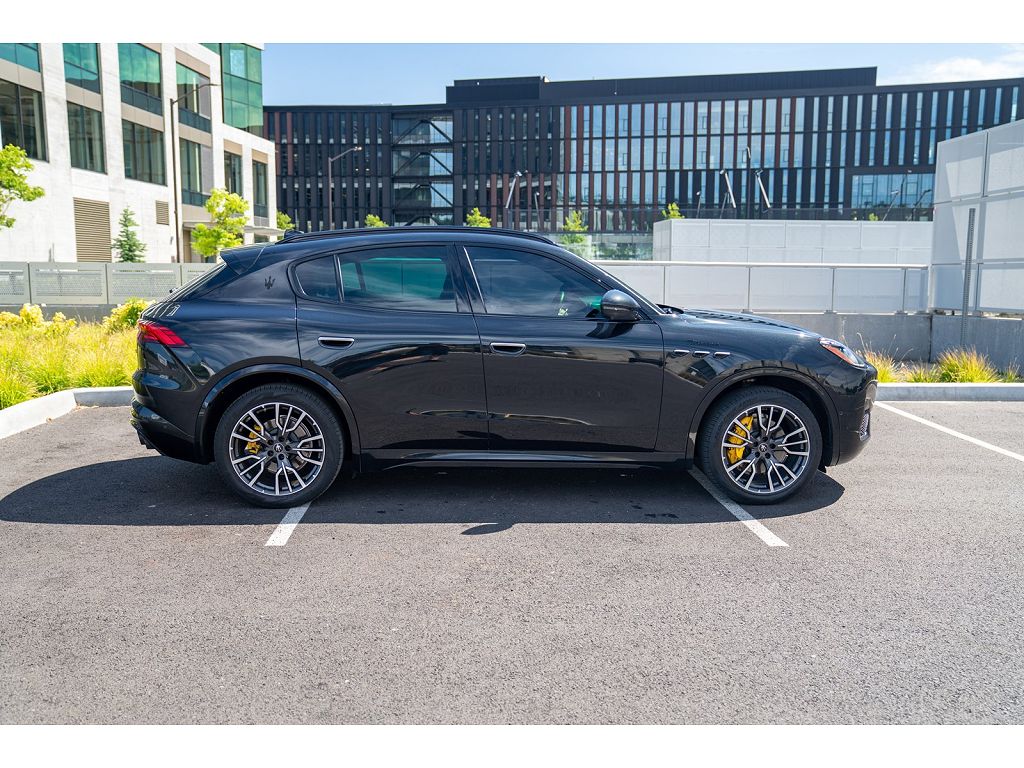 2023 Maserati Grecale Modena