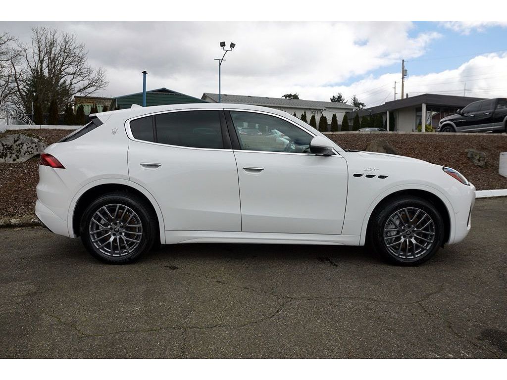 2024 Maserati Grecale GT