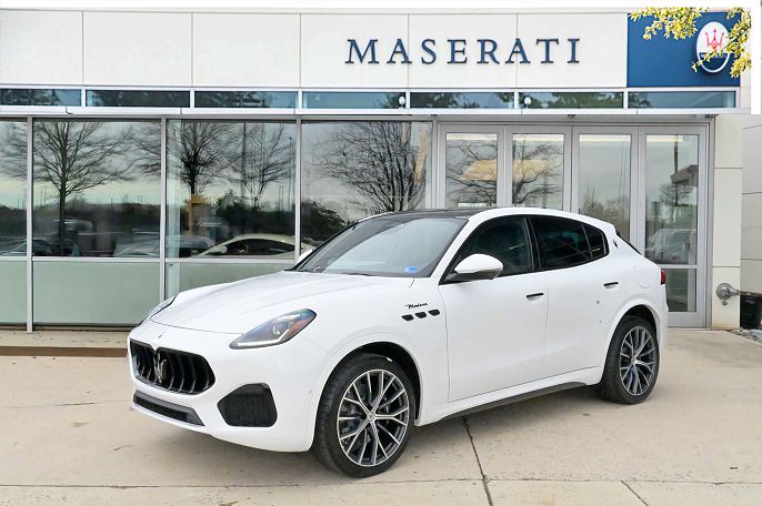 2026 Maserati Grecale Modena V6
