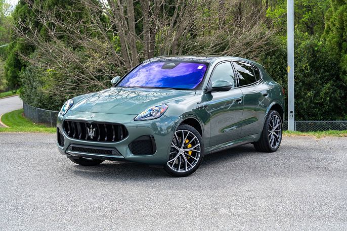 2026 Maserati Grecale Modena V6