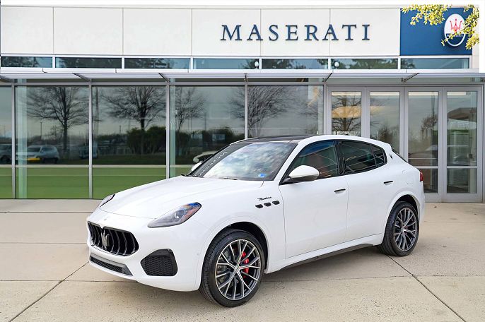 2026 Maserati Grecale Modena V6