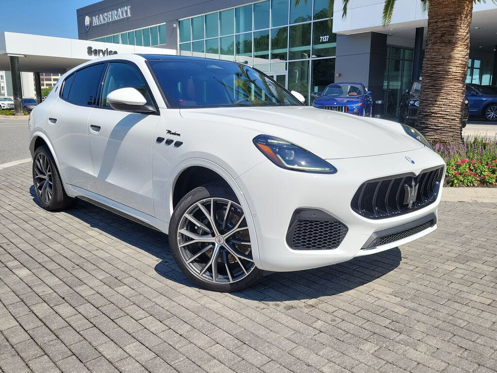 2026 Maserati Grecale Modena V6