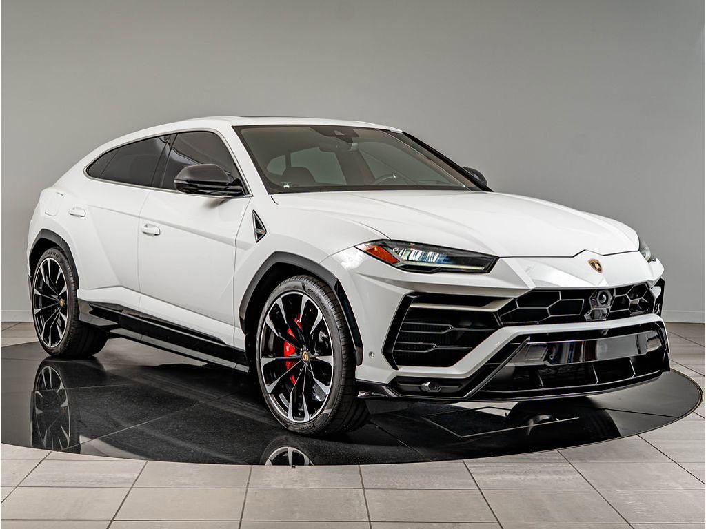 2022 Lamborghini Urus Graphite Capsule