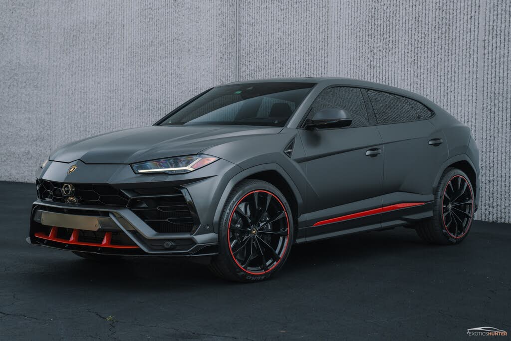 2022 Lamborghini Urus Graphite Capsule