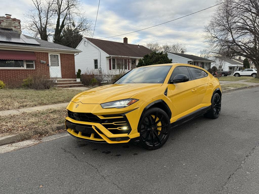 2019 Lamborghini Urus