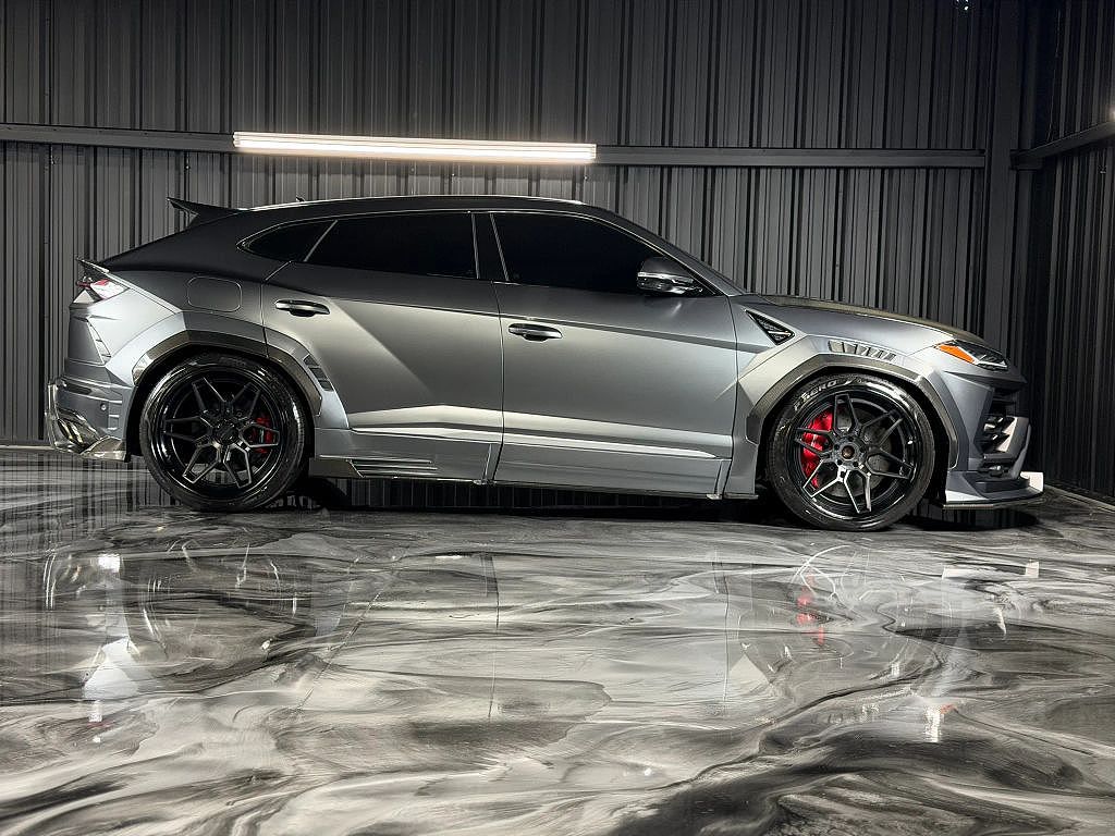 2019 Lamborghini Urus