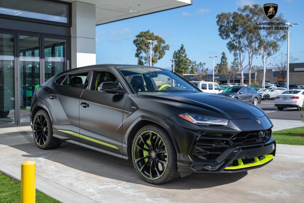 2022 Lamborghini Urus