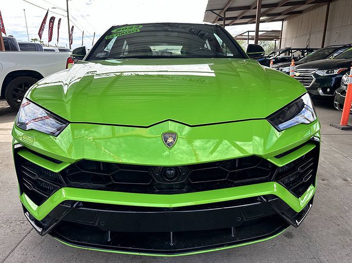 2022 Lamborghini Urus