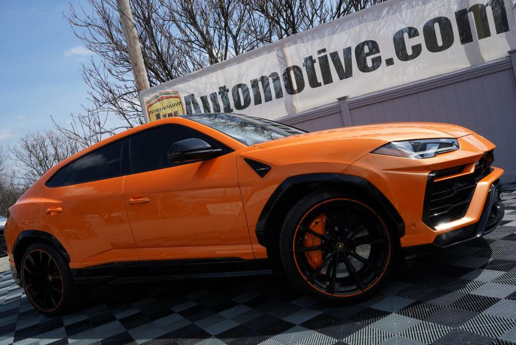 2022 Lamborghini Urus