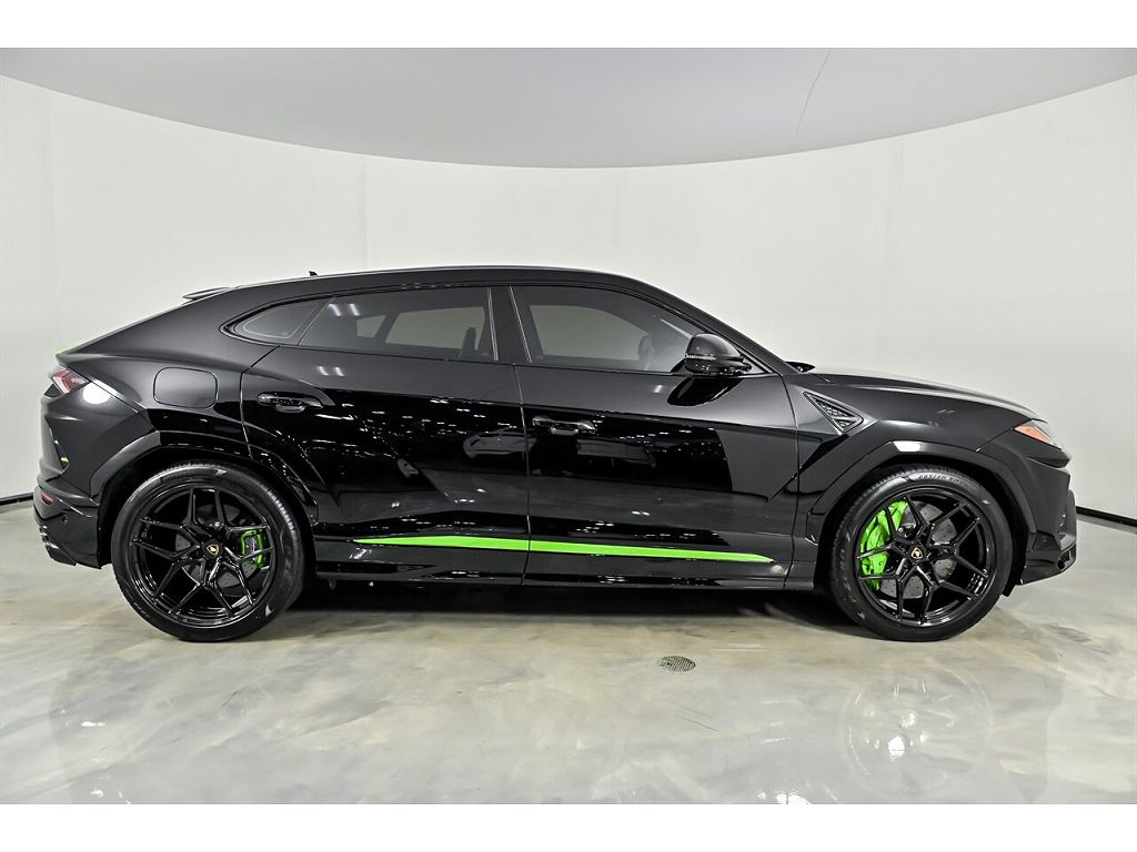 2020 Lamborghini Urus