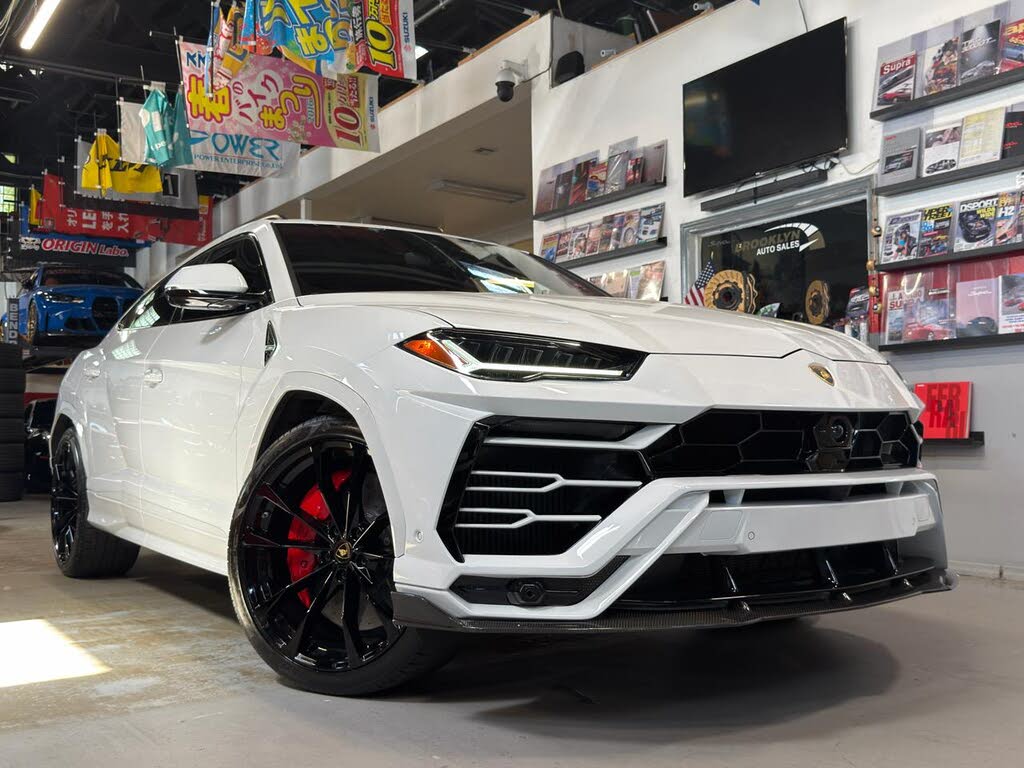 2020 Lamborghini Urus