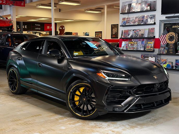 2022 Lamborghini Urus