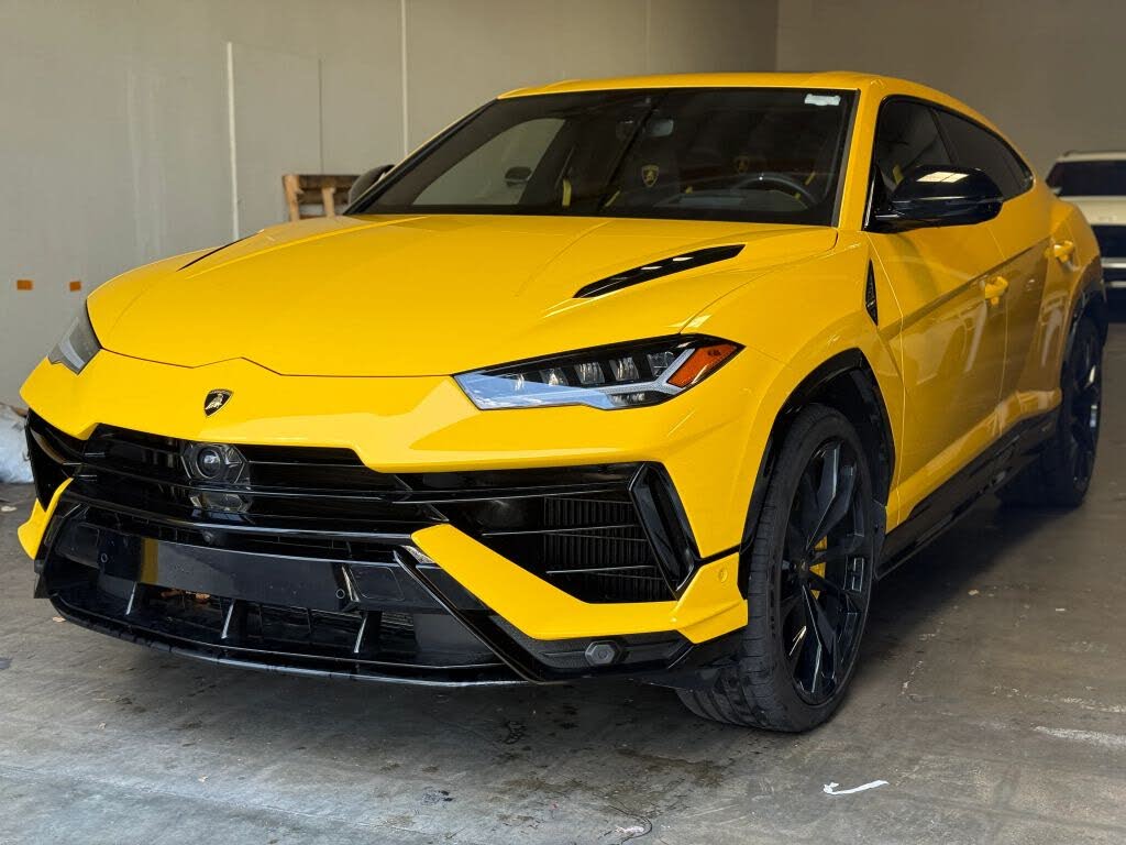 2024 Lamborghini Urus S