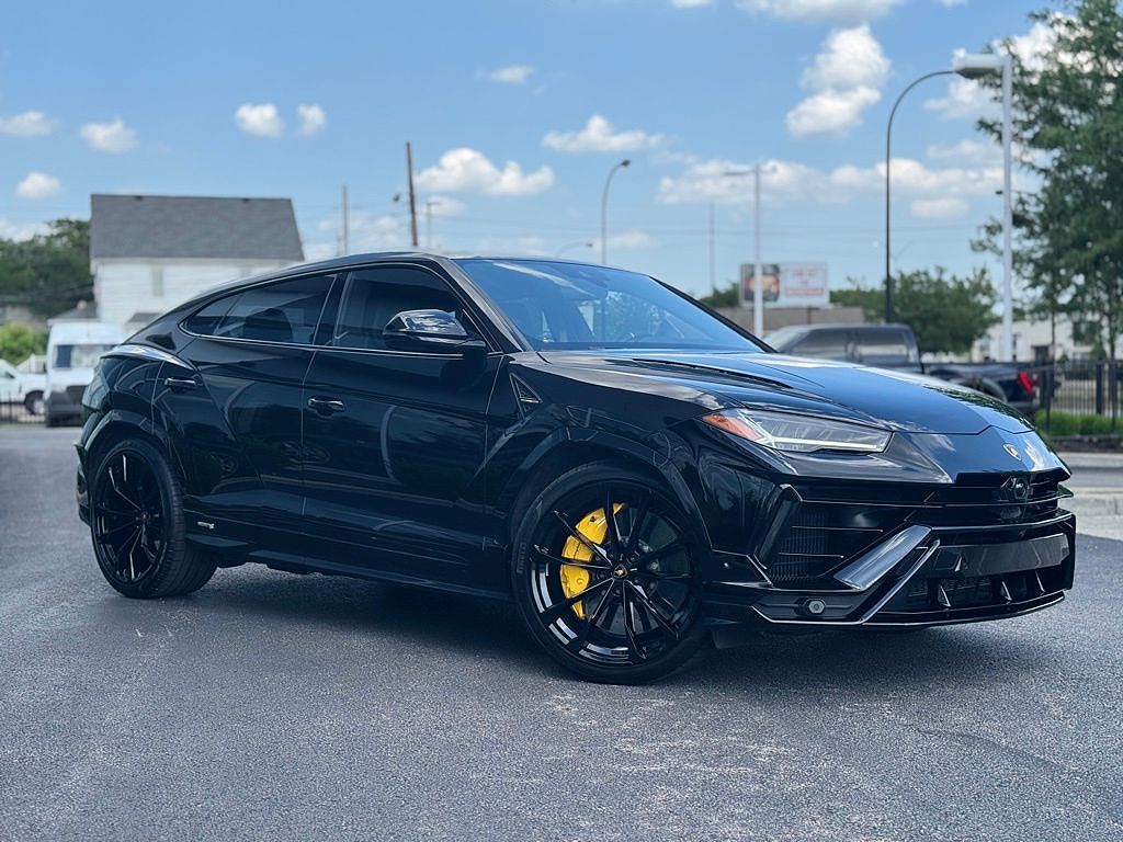 2024 Lamborghini Urus S