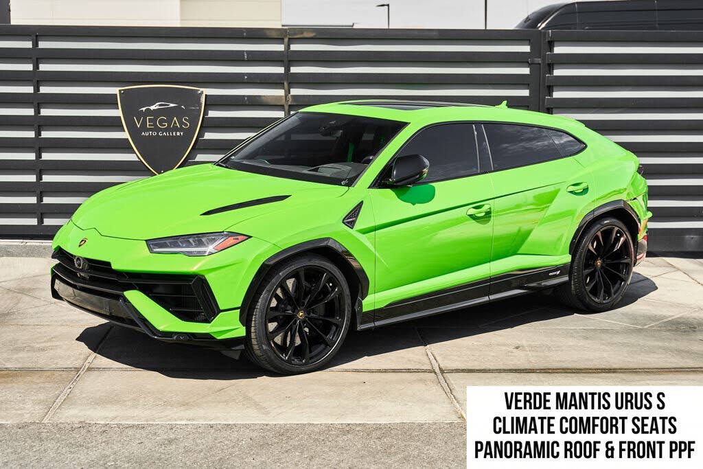 2023 Lamborghini Urus S