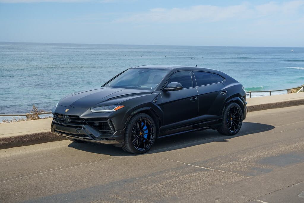 2024 Lamborghini Urus S