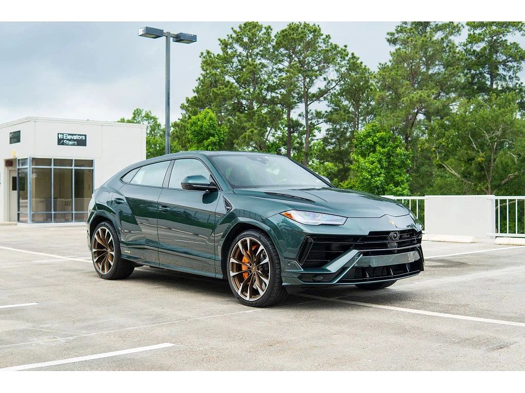 2024 Lamborghini Urus S