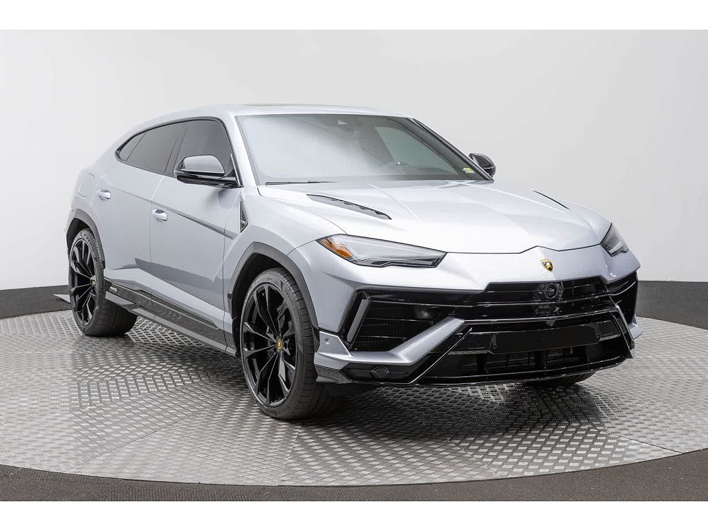 2024 Lamborghini Urus S