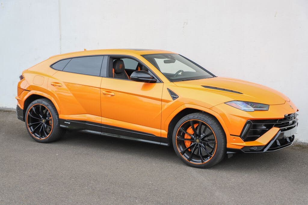 2024 Lamborghini Urus S