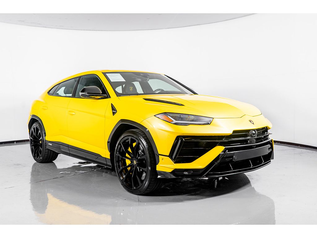 2023 Lamborghini Urus S