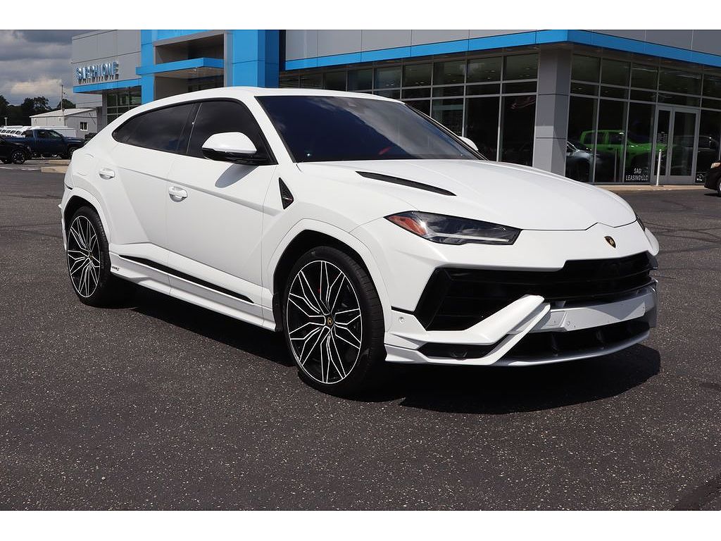 2024 Lamborghini Urus S