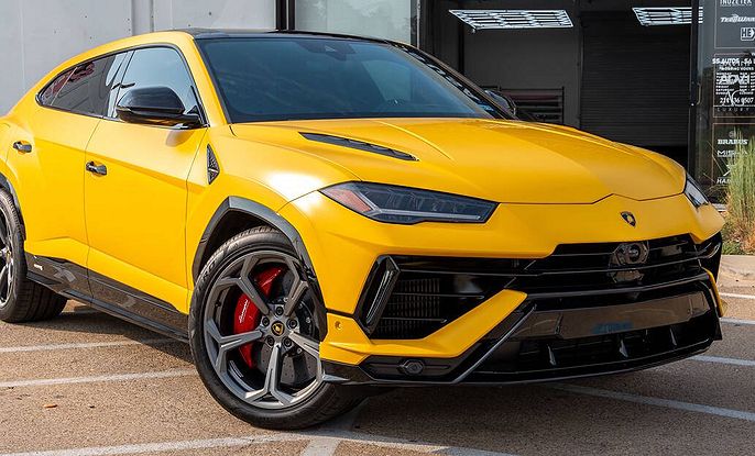 2024 Lamborghini Urus S