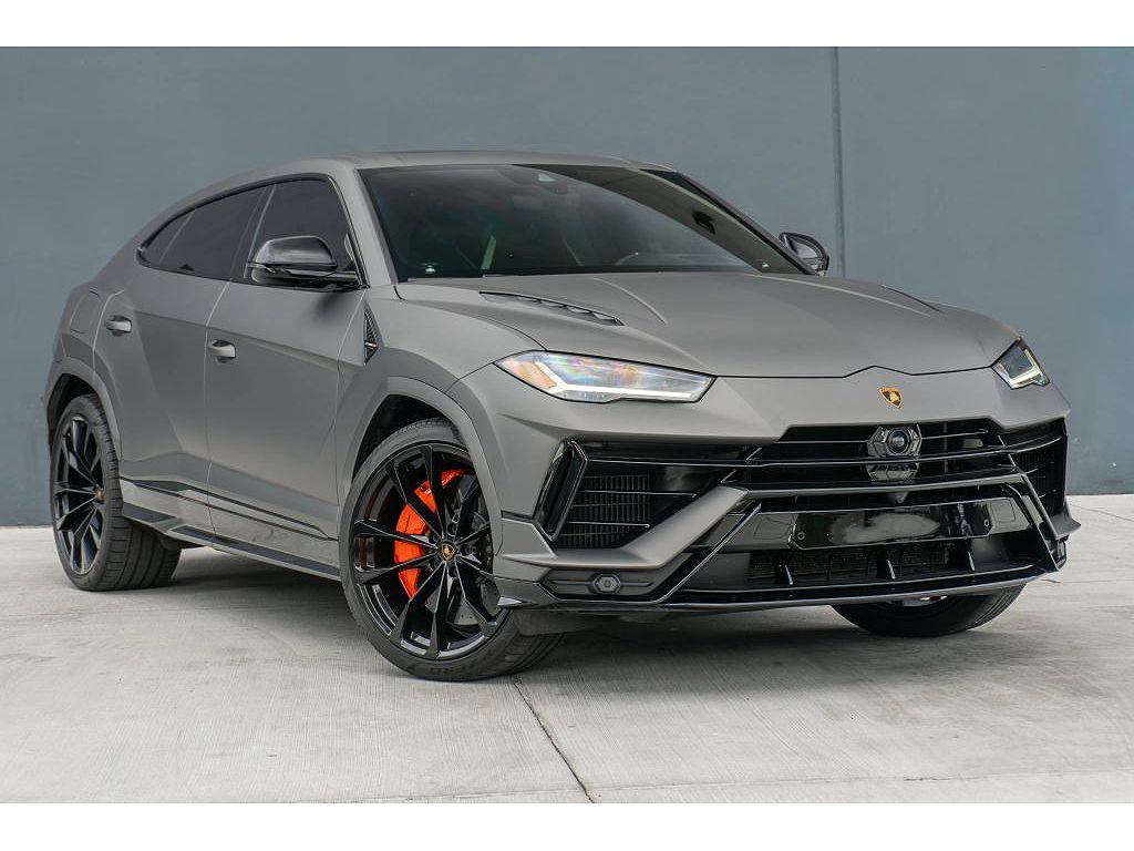 2023 Lamborghini Urus S