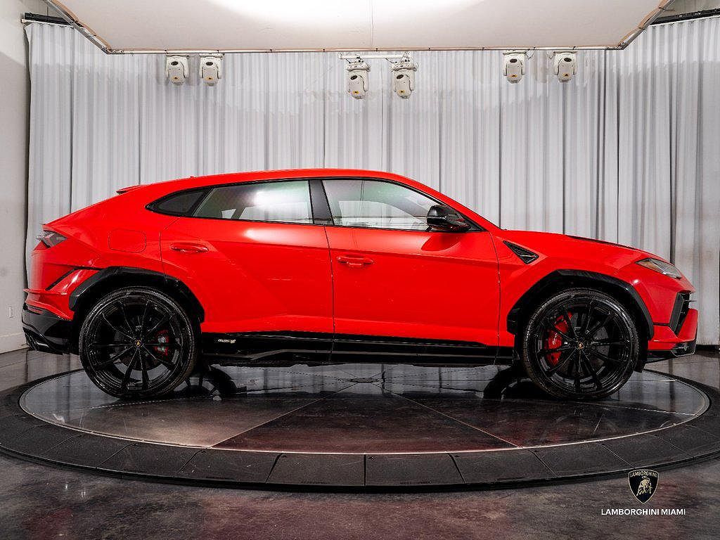 2024 Lamborghini Urus S