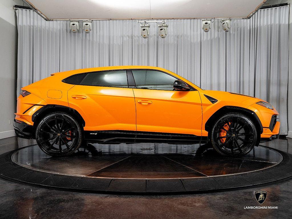 2024 Lamborghini Urus S