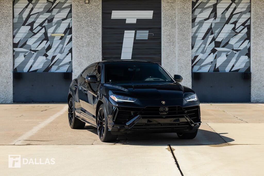 2023 Lamborghini Urus S