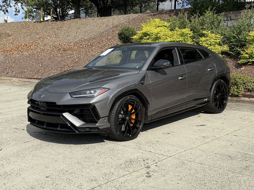 2024 Lamborghini Urus S