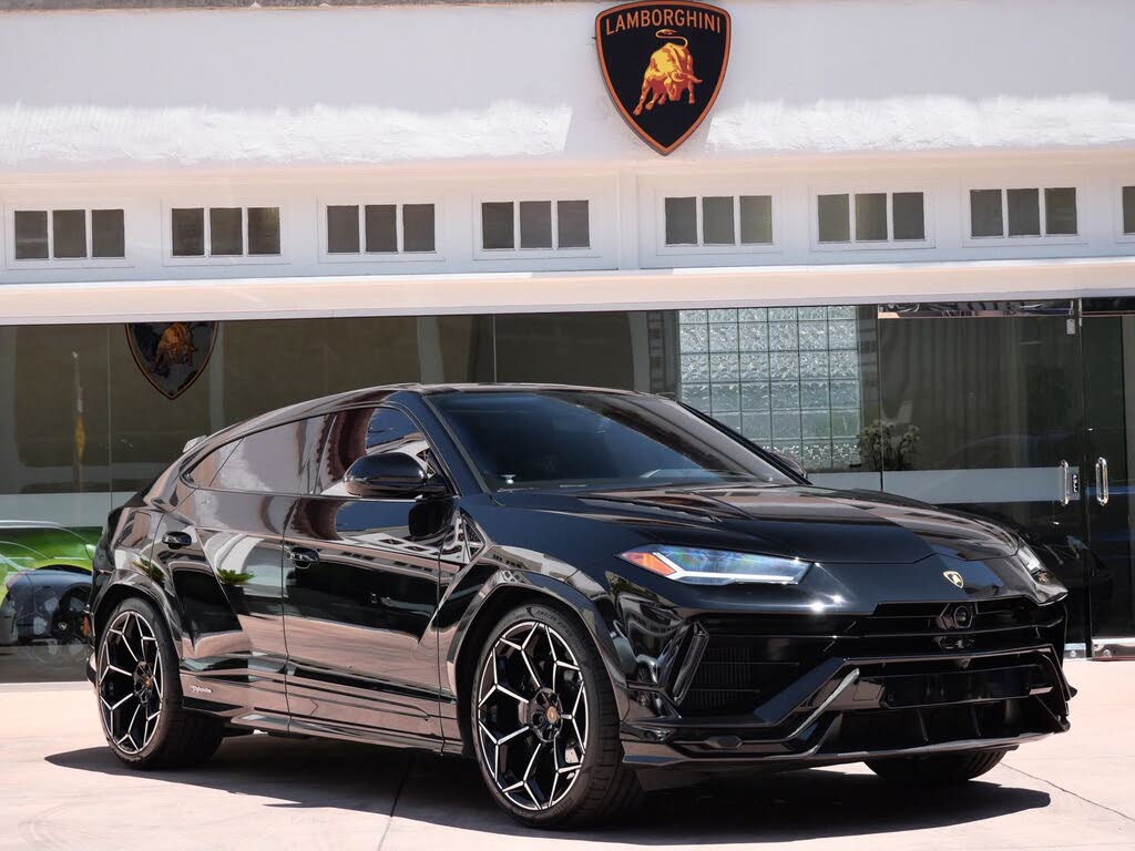 2023 Lamborghini Urus Performante