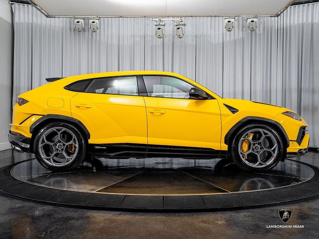 2024 Lamborghini Urus Performante