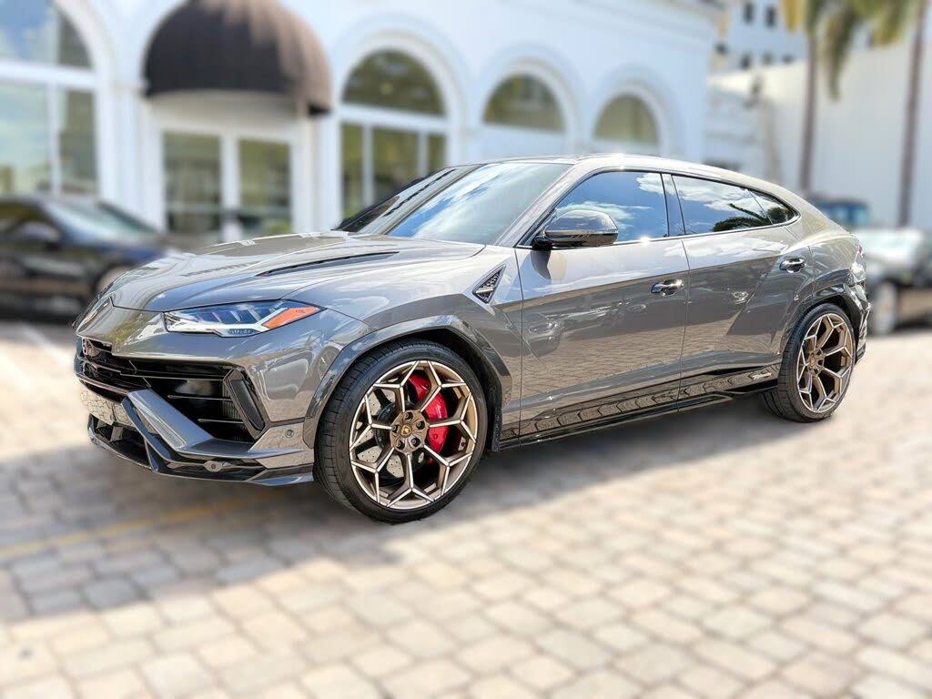 2024 Lamborghini Urus Performante