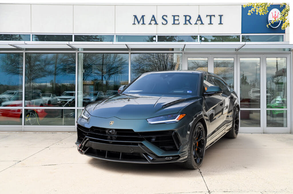 2024 Lamborghini Urus Performante