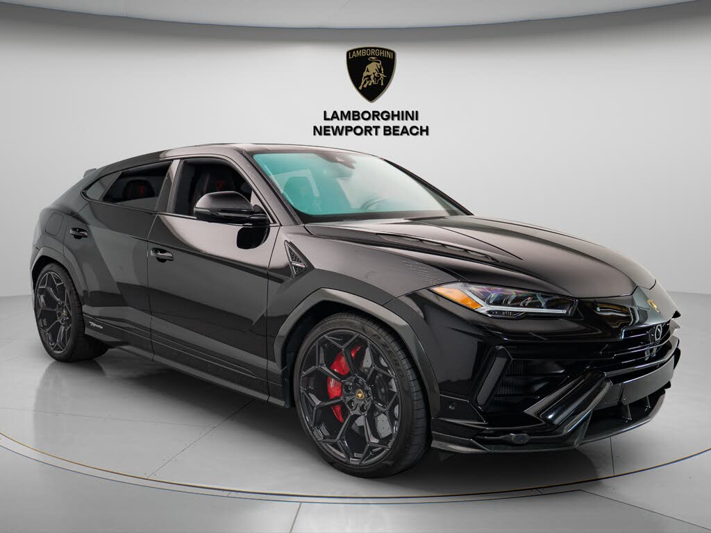 2023 Lamborghini Urus Performante