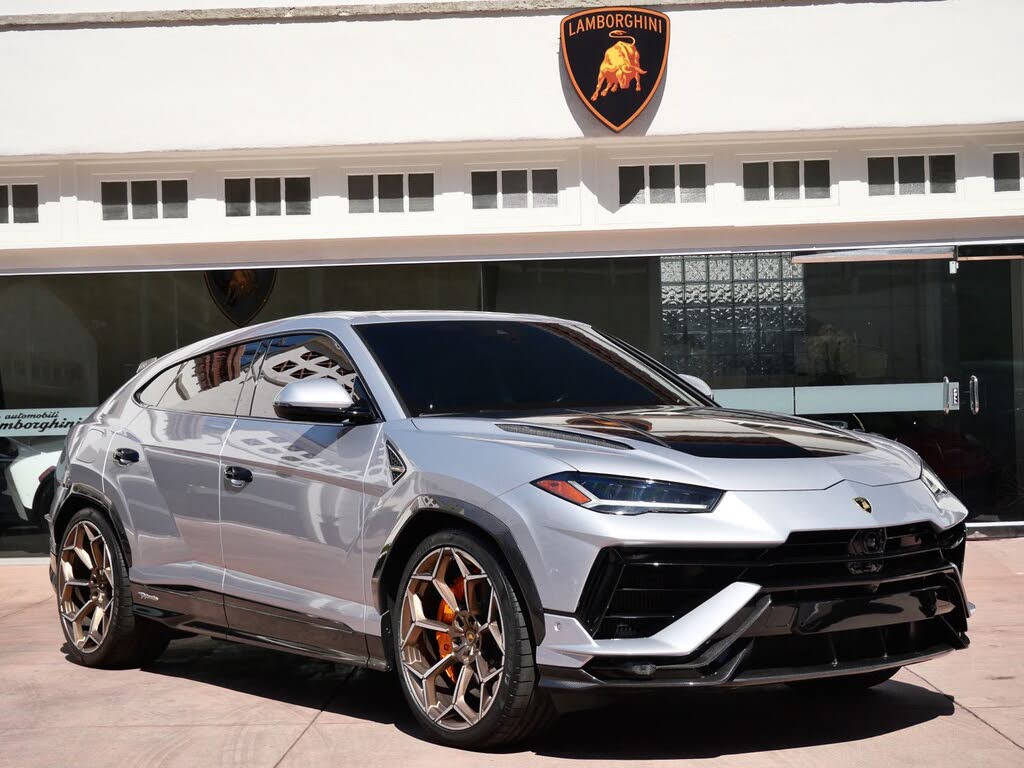 2024 Lamborghini Urus Performante