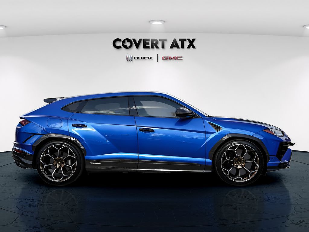 2024 Lamborghini Urus Performante