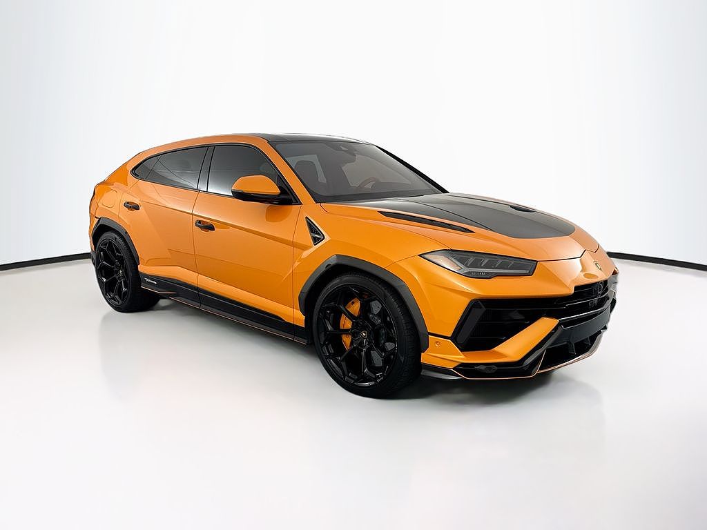 2023 Lamborghini Urus Performante