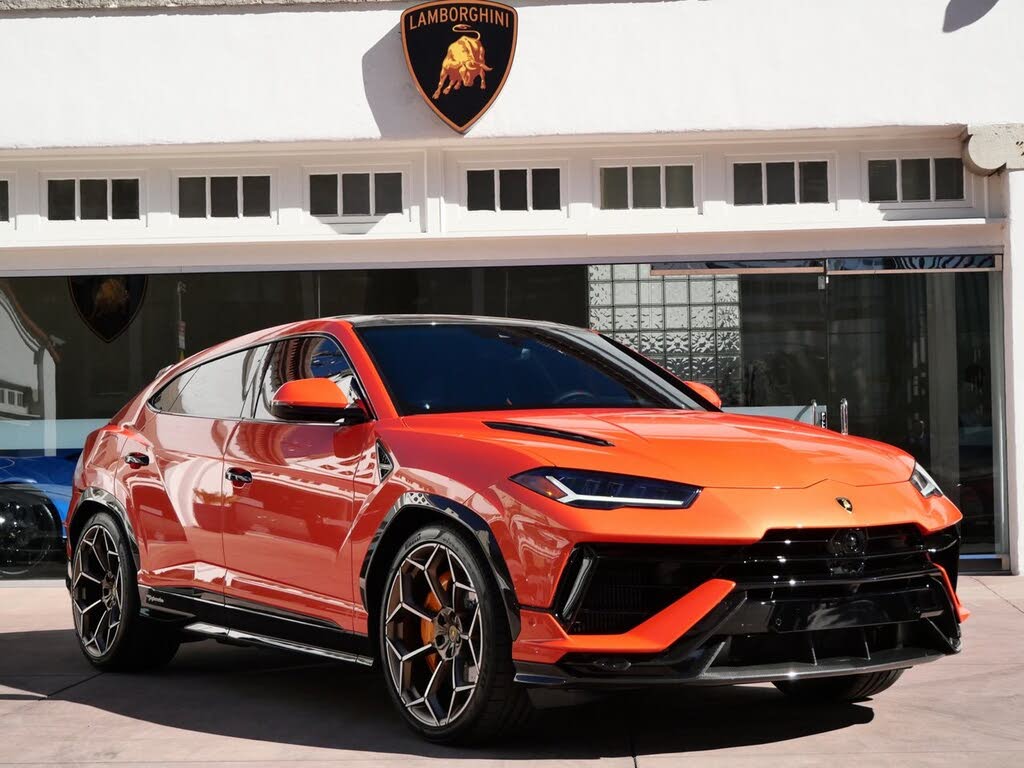 2023 Lamborghini Urus Performante