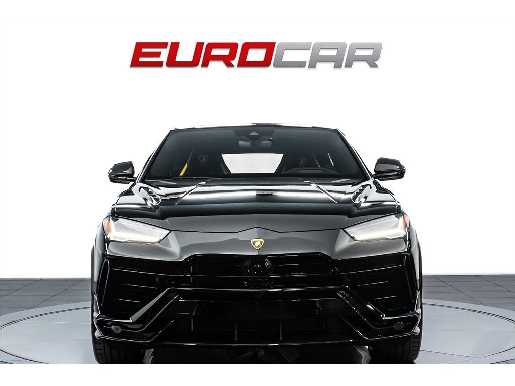 2024 Lamborghini Urus Performante