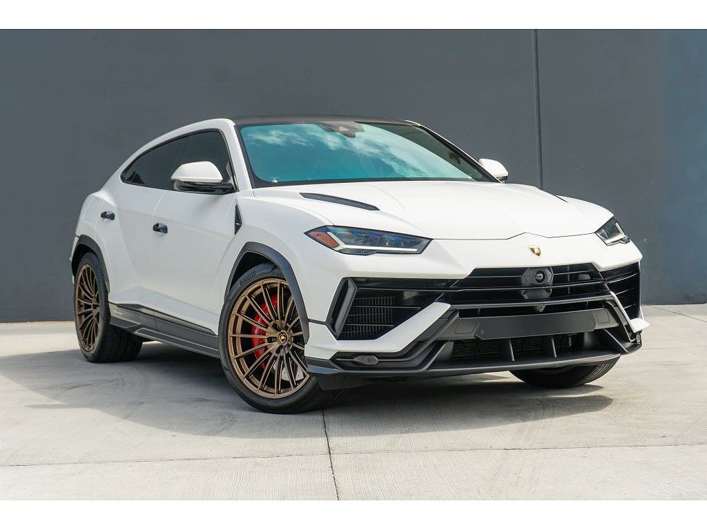 2023 Lamborghini Urus Performante