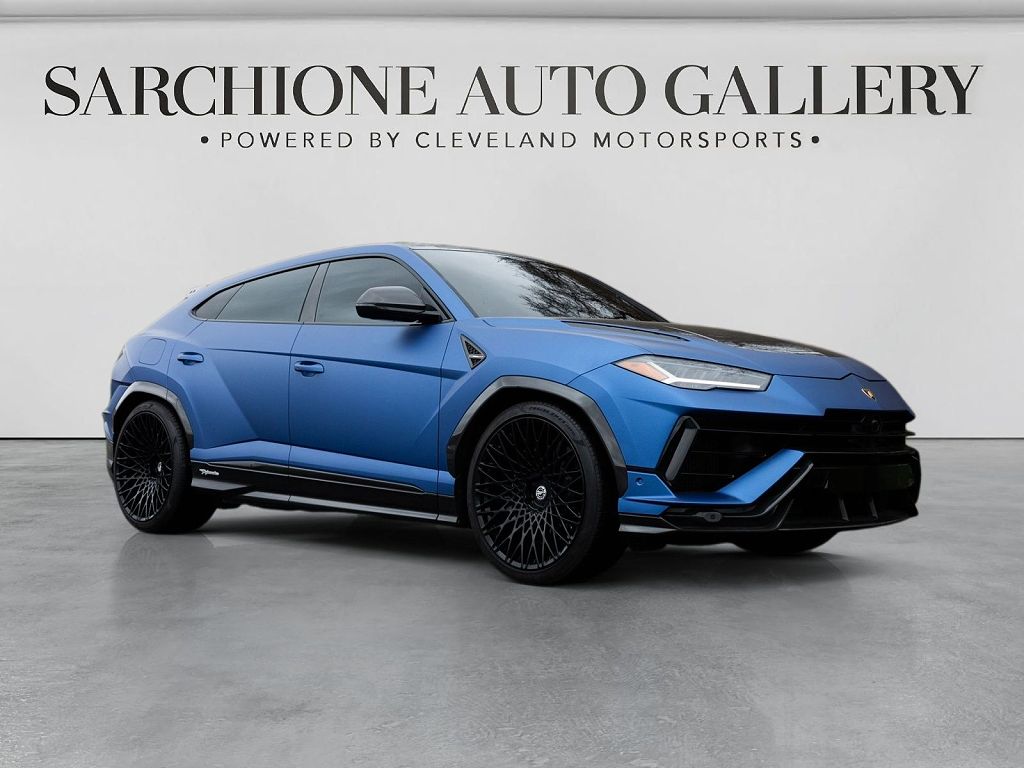 2023 Lamborghini Urus Performante