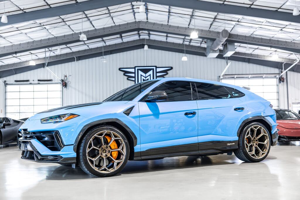 2024 Lamborghini Urus Performante
