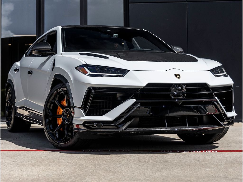 2024 Lamborghini Urus Performante