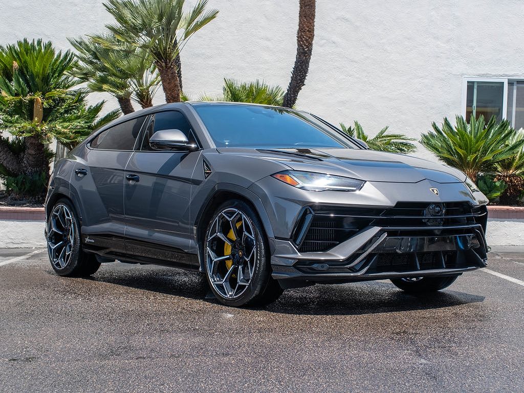 2024 Lamborghini Urus Performante