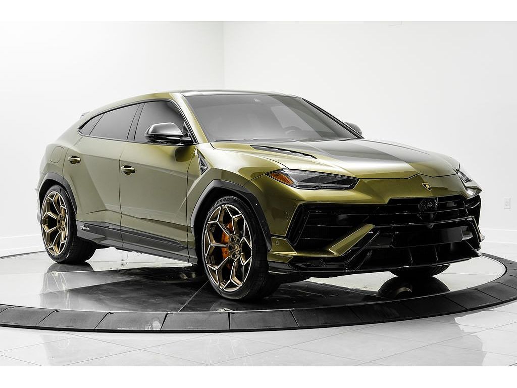 2023 Lamborghini Urus Performante